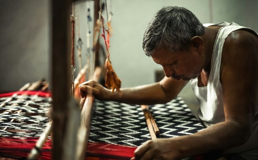 Handloom & handicrafts